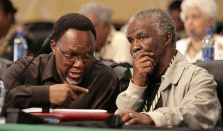 Kgalema 
Motlanthe ( gauche) et Thabo Mbeki