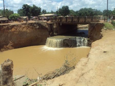 pont-langbassi-L01 Bangui