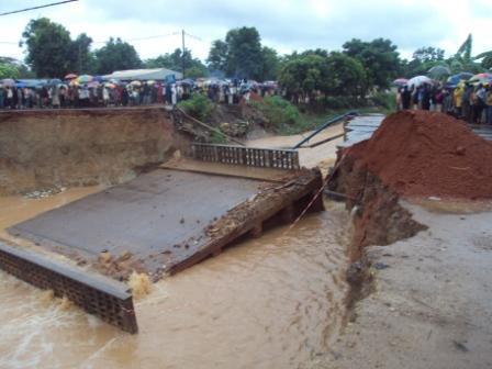 pont-langbassi-L02 Bangui