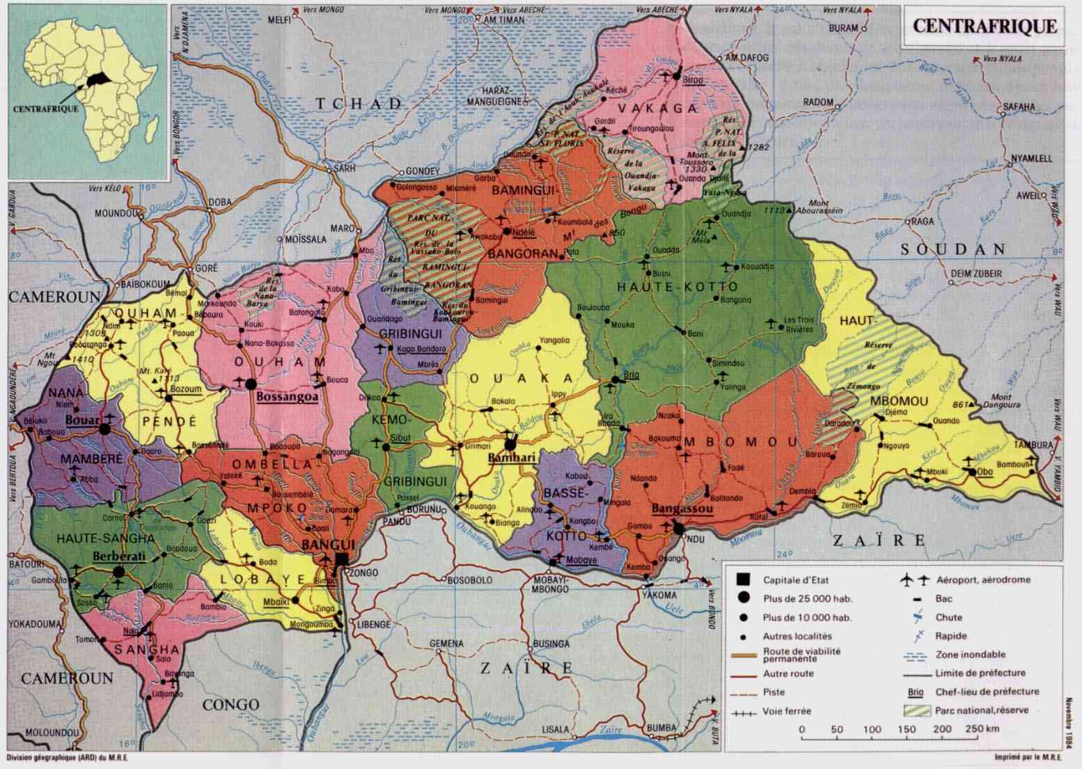 Carte administrative politique de la RCA. / origine : cf.sangonet.com - http://www.sangonet.com/Hibiscus/hibiscusBEAx2.jpg