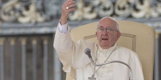 Le pape Francois au Vatican