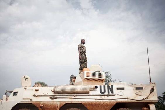 Un soldat tanzanien de la Minusca  Gamboula, en Centrafrique, le 6 juillet 2018