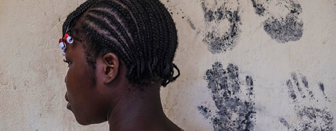 Une jeune fille de quinze ans de la Rpublique centrafricaine a manqu deux annes d'cole lorsqu'elle tait enfant soldat