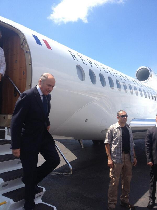 rrive de Laurent FABIUS  Bangui 01